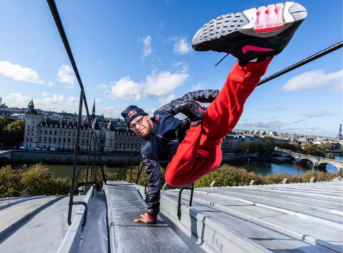 T'aimes pas sa sauce ? Kick dans la tête !
© L'Equipe